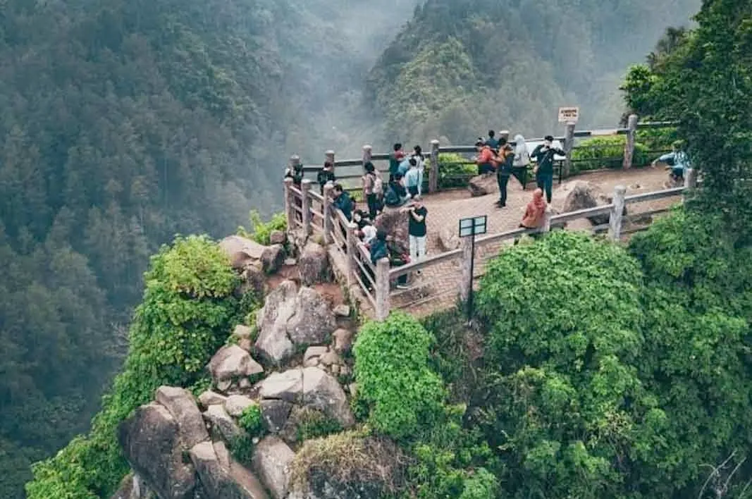 rental mobil dago bandung